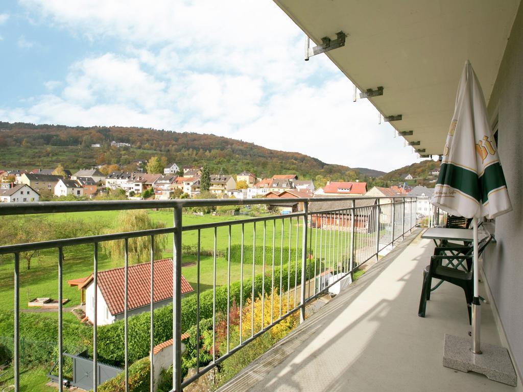 Spacious Apartment In Bollendorf In Nature Park Exterior photo